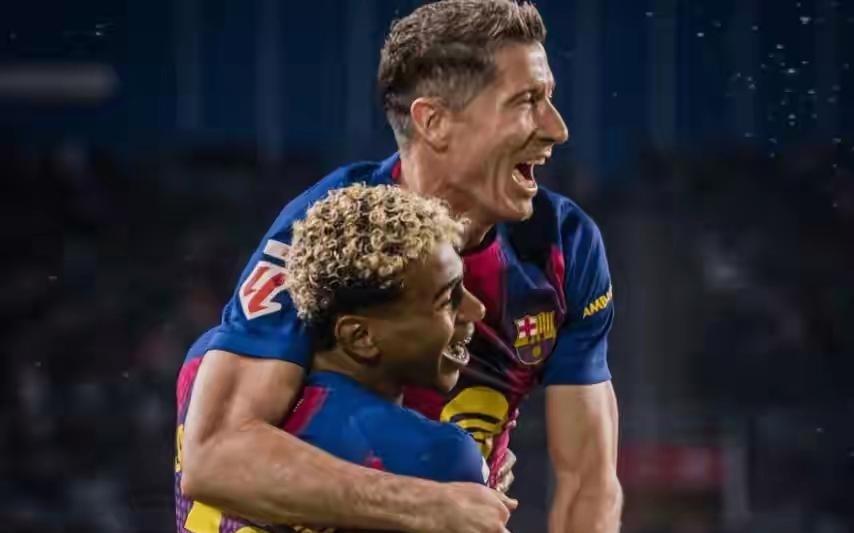 西甲第7輪憑借著孔德和萊萬(wàn)的進(jìn)球巴薩21逆轉(zhuǎn)擊敗皇家社會(huì)